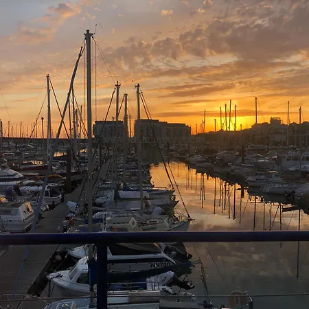 Brighton Water Cabin At The Marina, Free Parking By My Getaways Room photo
